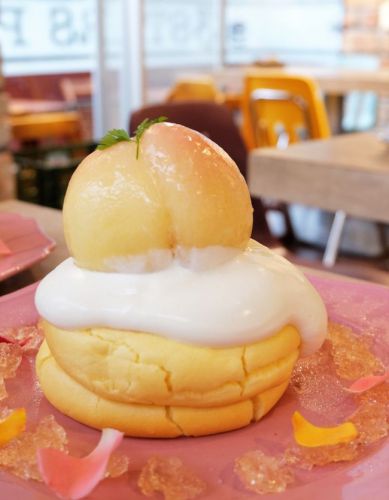 【神奈川 武蔵小杉】 3 STARS PANCAKE スリースターズパンケーキ まるごとピーチジュエル