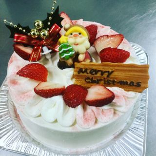 毎年恒例、子ども食堂にクリスマスケーキを