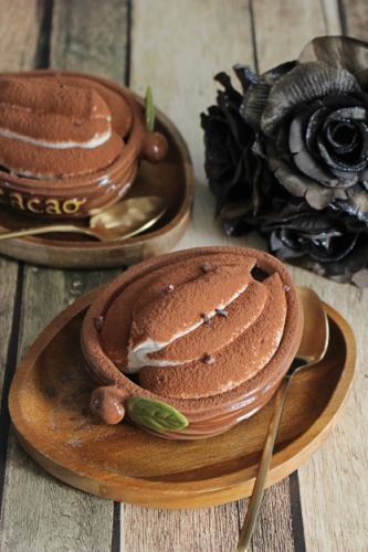 カカオカップでチョコレートスフレ