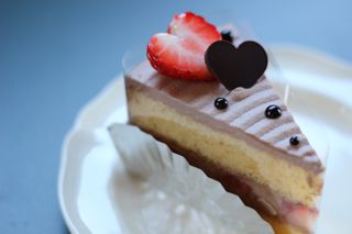 チョコ生ショートケーキ