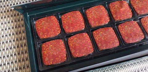 津軽塗のチョコレート 津軽香々欧