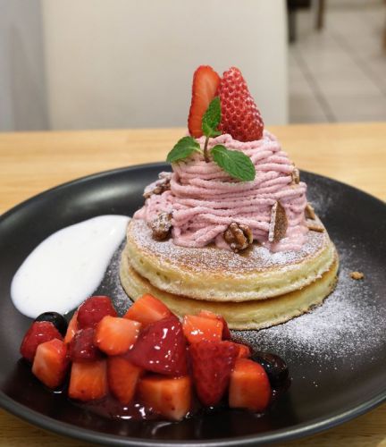 【東京 赤坂】ホットケーキパーラーフルフル Fru-Full いちごのモンブランホットケーキ