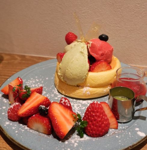 【ニューオープン・東京 新宿】 CAFE KRUZE カフェクルゼ小田急百貨店新宿店 クルゼスペシャルパンケーキ