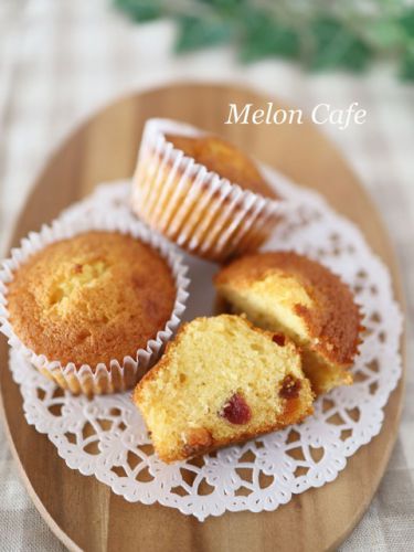 はちみつドライフルーツのカップケーキ☆ホットケーキミックスで簡単、しっとりふわっと♪