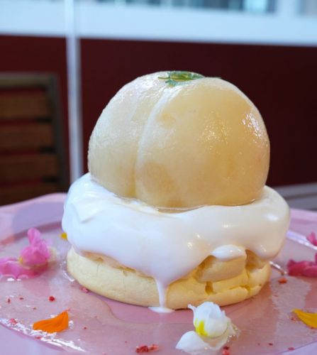 【神奈川 武蔵小杉】3 STARS PANCAKE スリースターズパンケーキ まるごとピーチフラワー