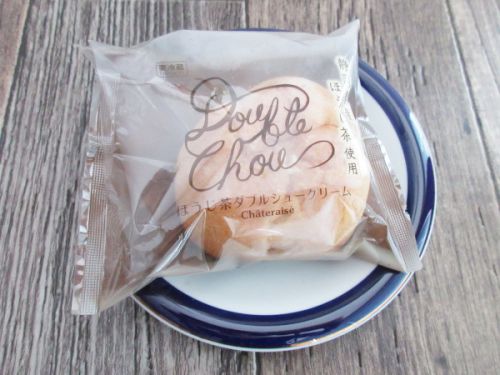 【シャトレーゼ】ほうじ茶ダブルシュークリーム