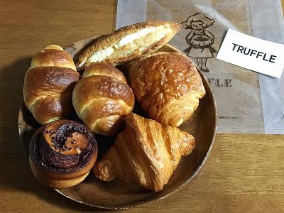 白トリュフの塩パン トリュフミニ 有楽町