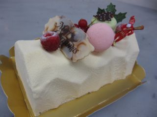 定休日とXmasケーキご案内