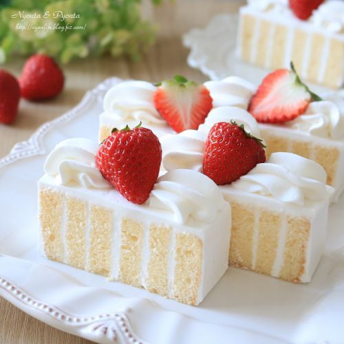 縦サンドの苺ショートケーキ