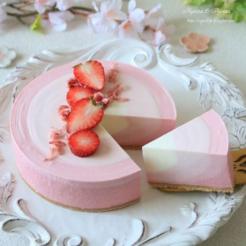 桜のグラデーションチーズケーキ