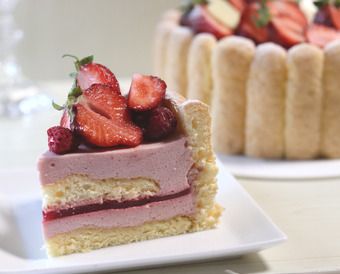 通信レッスン「苺のシャルロット」「桜パウンドケーキ」