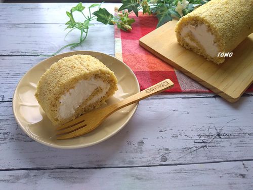 おやつに♪オートミールのロールケーキ