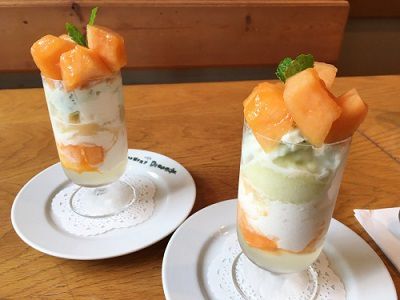 鎌倉のカフェ・ヴィヴモン・ディモンシュのメロンパフェ♪
