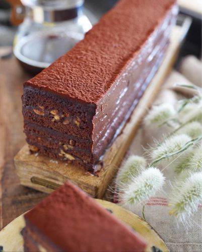 チョコレートレイヤーケーキ