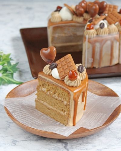 コーヒーとキャラメルのショートケーキ